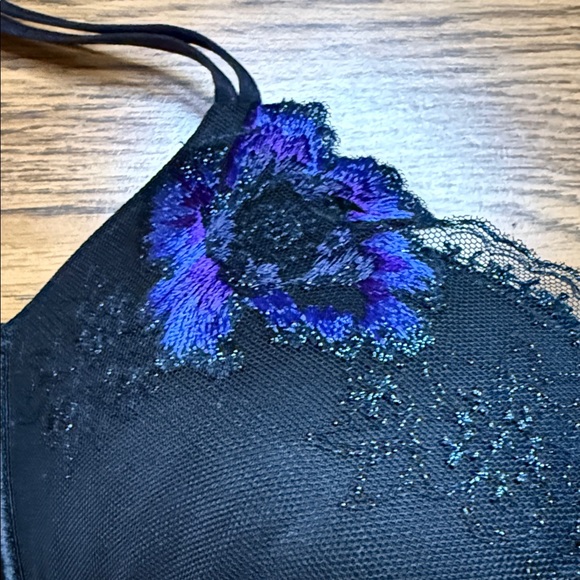 Victoria’s Secret Black with Purple Flowers Push-up Bra - 36C, Never Worn - Picture 4 of 4